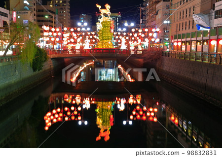 [長崎縣]長崎元宵節（中央橋燈塔） 98832831