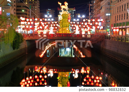 [長崎縣]長崎元宵節（中央橋燈塔） 98832832