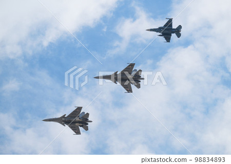 印度空軍蘇霍伊 Su-30MKI & JASDF F-2A 98834893