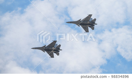 Indian Air Force Sukhoi Su-30MKI formation 98834896
