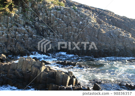 Tsumekizaki Columnar Joints, Tawaraiso 98836357