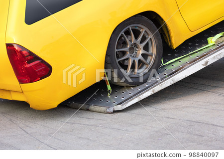Car towing service tow truck roadside assistance 98840097