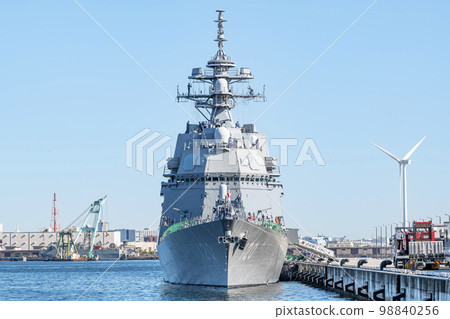 朝日級護衛艦“不知火”下錨 98840256