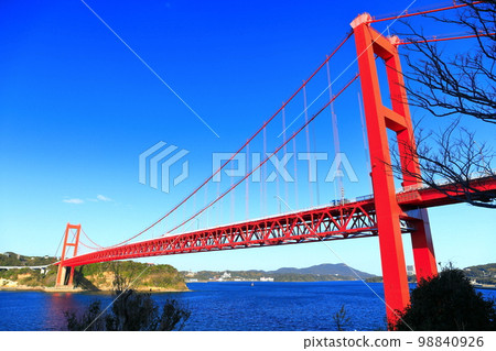 [Nagasaki Prefecture] Hirado Ohashi Bridge in sunny weather (Hirado Seto) 98840926