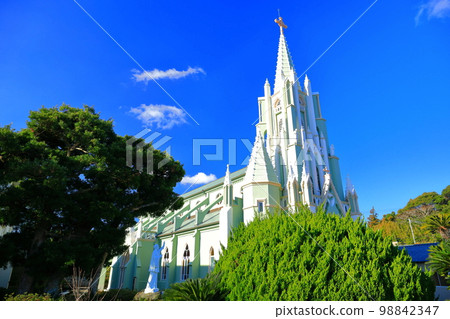 [Nagasaki Prefecture] Hirado Xavier Memorial Church in sunny weather 98842347