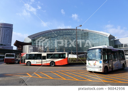 Ishikawa Kanazawa Kanazawa Station East Exit Bus Terminal 98842936