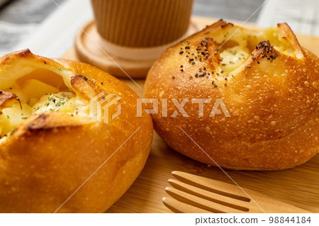 麵包和咖啡 麵包和咖啡 98844184