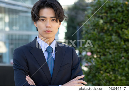 Businessman Young man Businessman Young man 98844547