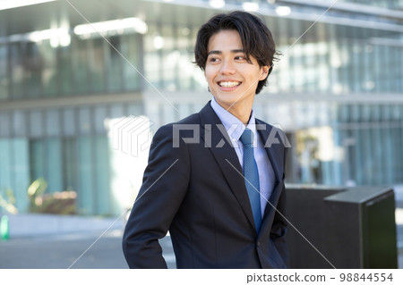 Businessman Young man 98844554
