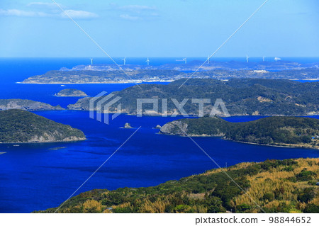 [Nagasaki Prefecture] View from Kawauchi Pass Observatory (Hirado Island) 98844652