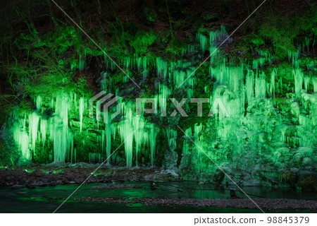 Illuminated icicles of Misotsuchi, Chichibu City, Saitama Prefecture 98845379
