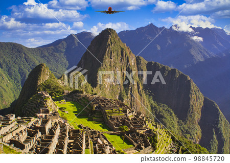 馬丘比丘遺址的壯麗景色，印加文明的浮城 98845720