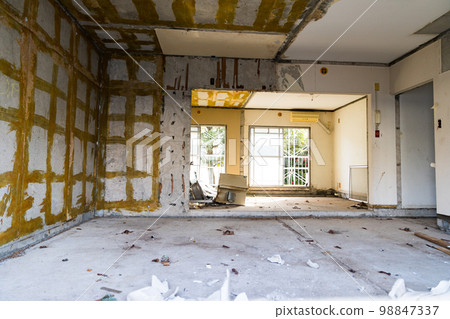 Housing complex demolition construction site indoors Housing complex demolition construction site indoors 98847337