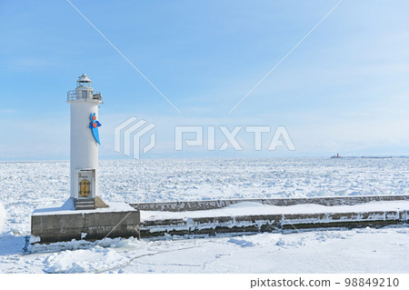 北海道的漂流冰 98849210