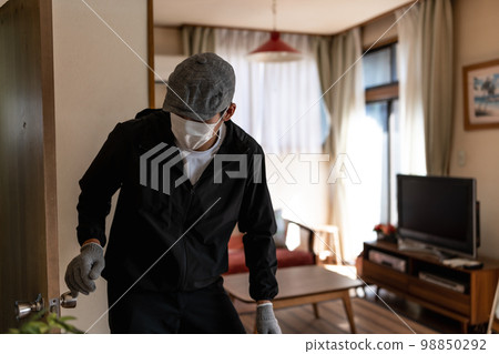 cutpurse, thief, gents 98850292