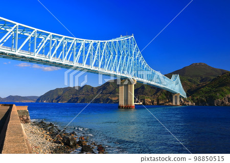 [長崎縣]晴天的生月橋（辰野瀨戶） 98850515