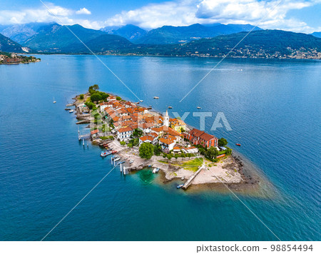 Aerial view of Isola Superiore, or Isola dei Pescatori or Island of the Fishermen in Borromean Aerial view of Isola Superiore, or Isola dei Pescatori or Island of the Fishermen in Borromean 98854494