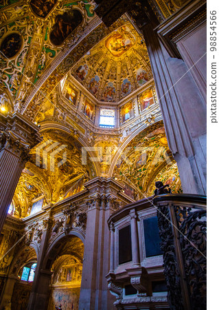 Basilica of Santa Maria Maggiore, a major church in the upper town of Bergamo, Northern Italy Basilica of Santa Maria Maggiore, a major church in the upper town of Bergamo, Northern Italy 98854566