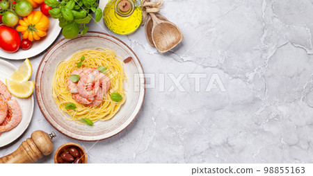 Pasta with shrimps Pasta with shrimps 98855163