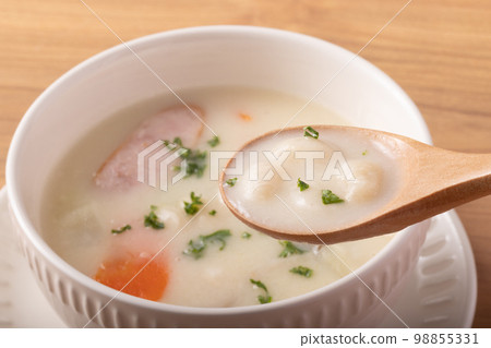 白芸豆奶油燉 白芸豆奶油燉 98855331