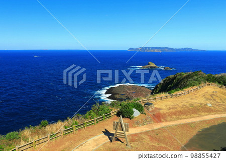 [長崎縣]生月島大尾燈塔的景色 98855427