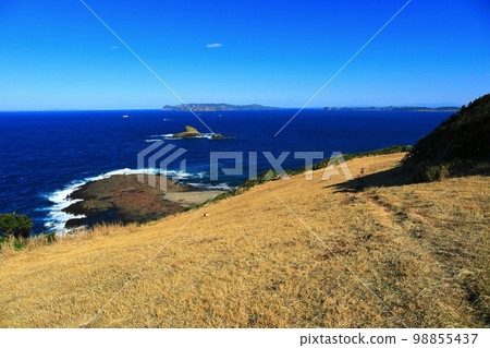 [長崎縣]生月島大尾燈塔的景色 98855437