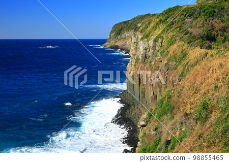 [Nagasaki Prefecture] Shiodawara Cliffs on Ikitsuki Island 98855465