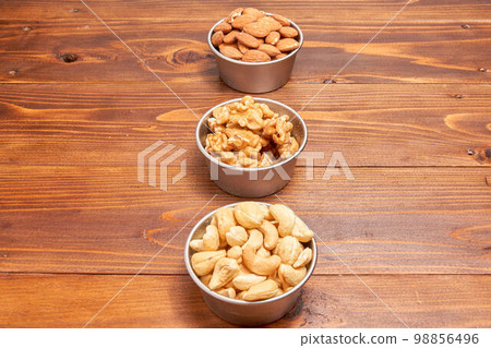 Mixed nuts Mixed nuts 98856496