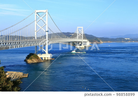 [德島縣]大鳴門橋和漩渦（鳴門漩渦） 98858899