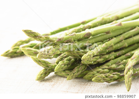Asparagus white back 98859907