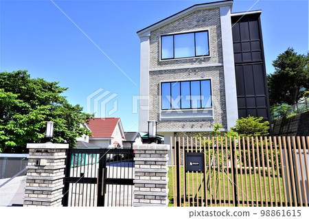 Hakodate Studio built by TERU of GLAY (HAKODATE STUDIO) 98861615