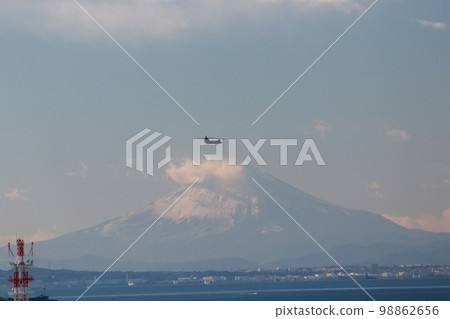 自衛隊飛機飛行訓練 98862656