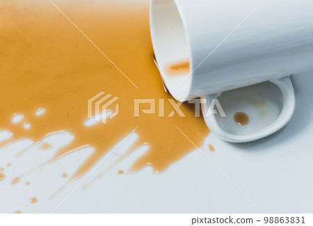 咖啡 喝咖啡 溢出 98863831