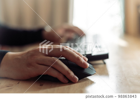 鍵盤 男人 男 98863843