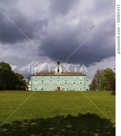 Dacice castle in Southern Bohemia, Czech Republic Dacice castle in Southern Bohemia, Czech Republic 98865415
