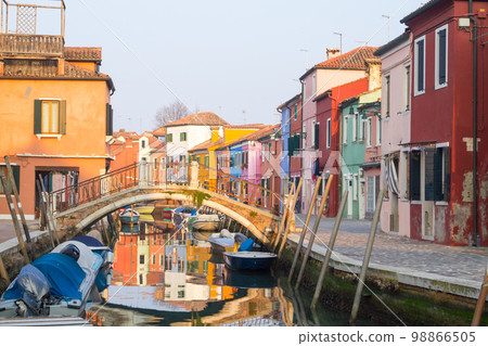 Colorful houses from Burano island, Venice 98866505