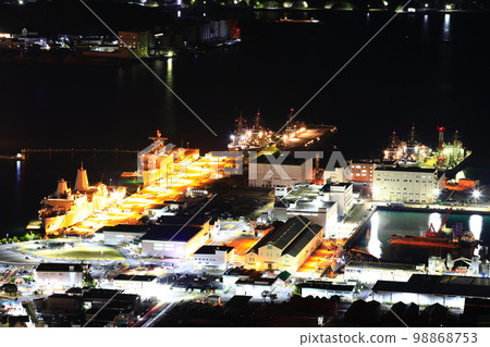 [Nagasaki Prefecture] Night view of Sasebo Port seen from Yumiharidake observatory 98868753