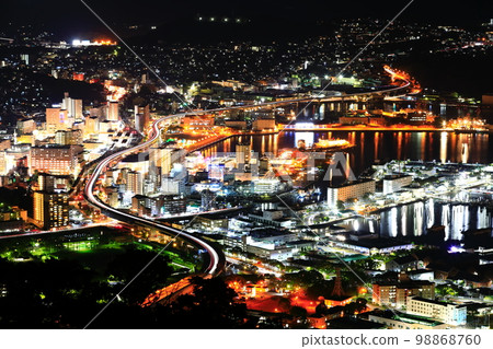[長崎縣]從弓張岳展望台看到的佐世保港夜景 98868760