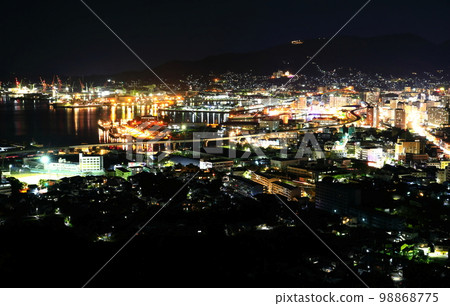 [長崎縣]從天神山展望台看到的佐世保港夜景 98868775