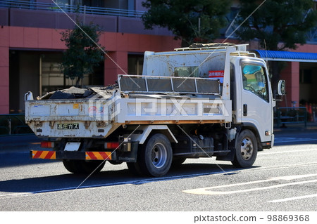 Dump truck image 98869368