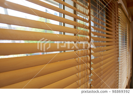 Blinds, shading, up, windows, wooden, wooden blinds, light 98869392