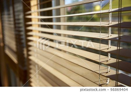 Blinds, shading, up, windows, wooden, wooden blinds 98869404
