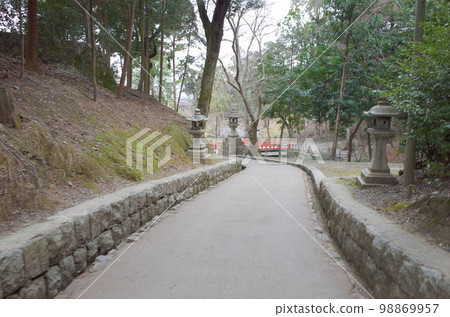 Scenery of the precincts_Fushimi Inari Taisha Scenery of the precincts_Fushimi Inari Taisha 98869957