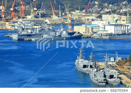[Nagasaki Prefecture] Maritime Self-Defense Force (Sasebo Port) seen from Tenjinyama Observatory 98870564