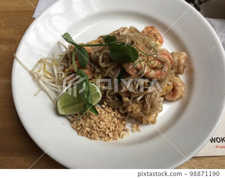Pad Thai at an Asian restaurant in Colombia 98871190
