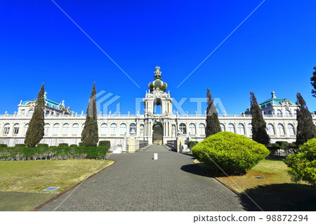 [Saga Prefecture] Arita Porcelain Park in sunny weather 98872294