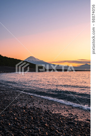 從三保松原看到的富士（黎明） 98874056