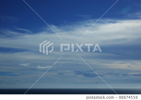 流雲的午后海岸風光 夏日 220727pm 98874558