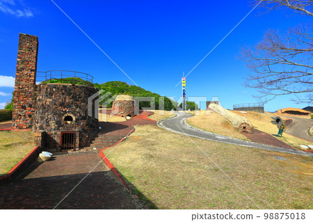 [Nagasaki Prefecture] Hasami Yakimono Park (World Kiln Plaza) in sunny weather 98875018