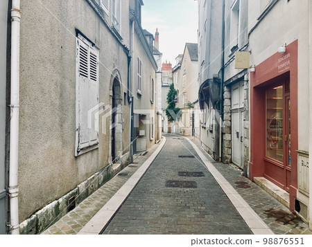 沙特爾的街道 98876551